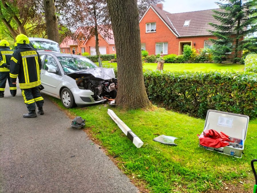 Read more about the article Pkw-Brand nach Verkehrsunfall
